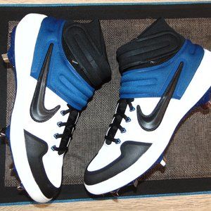 Nike alpha huarache elite 2 mid baseball cleats